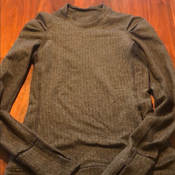 lululemon athletica Tops - Lululemon pullover